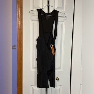 Lady’s Bib-style bike shirts with chamois